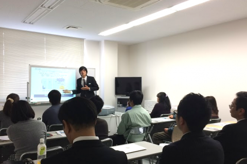 中島講師による断熱性能と健康に関する講義